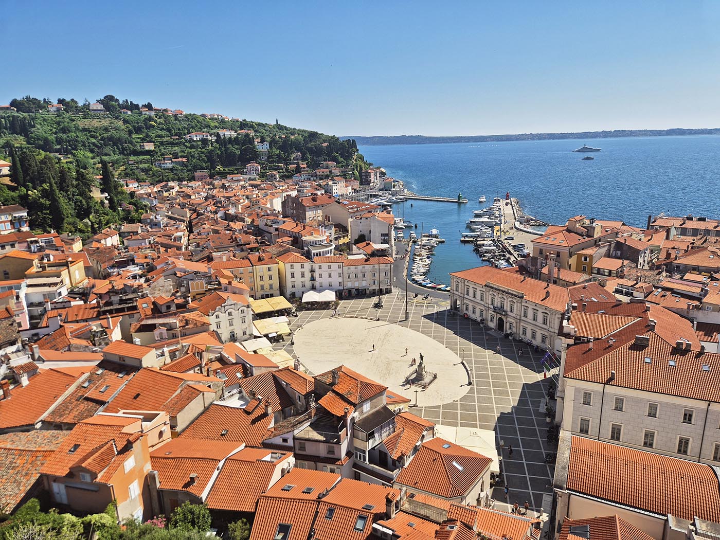 Uitzicht vanaf de klokkentoren in Piran
